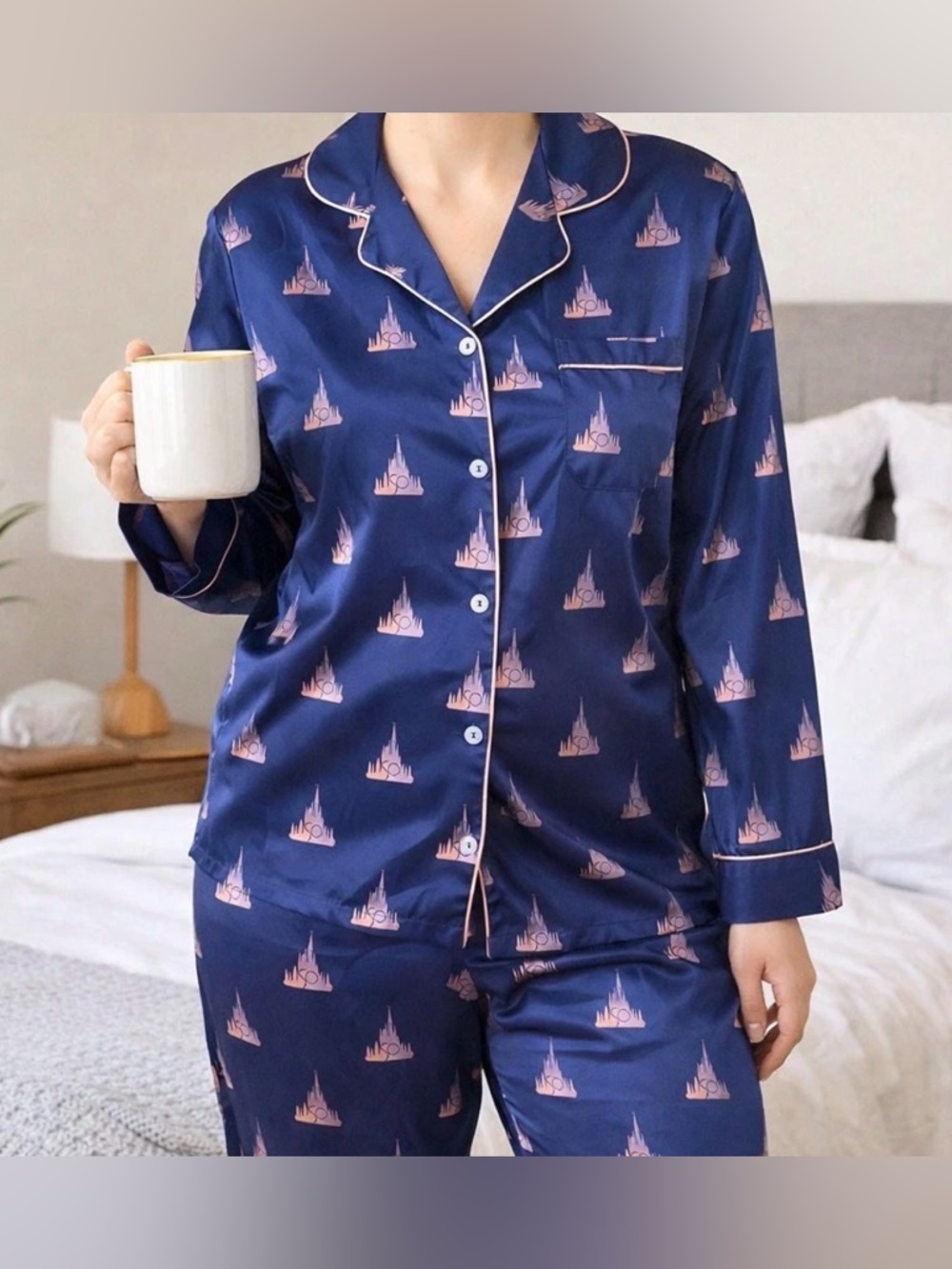New! Disney 50th Anniversary Satin Pajama Set Castle Print Blue Size L